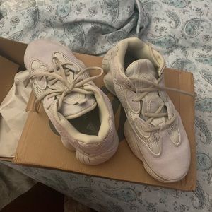 Yeezy 500 blush